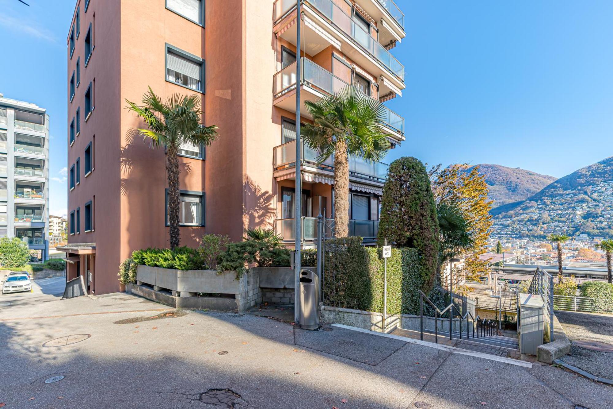 Imperial Of Lugano 4 With A Lake View Behind The Station And 10 Min From The Lake 아파트 외부 사진