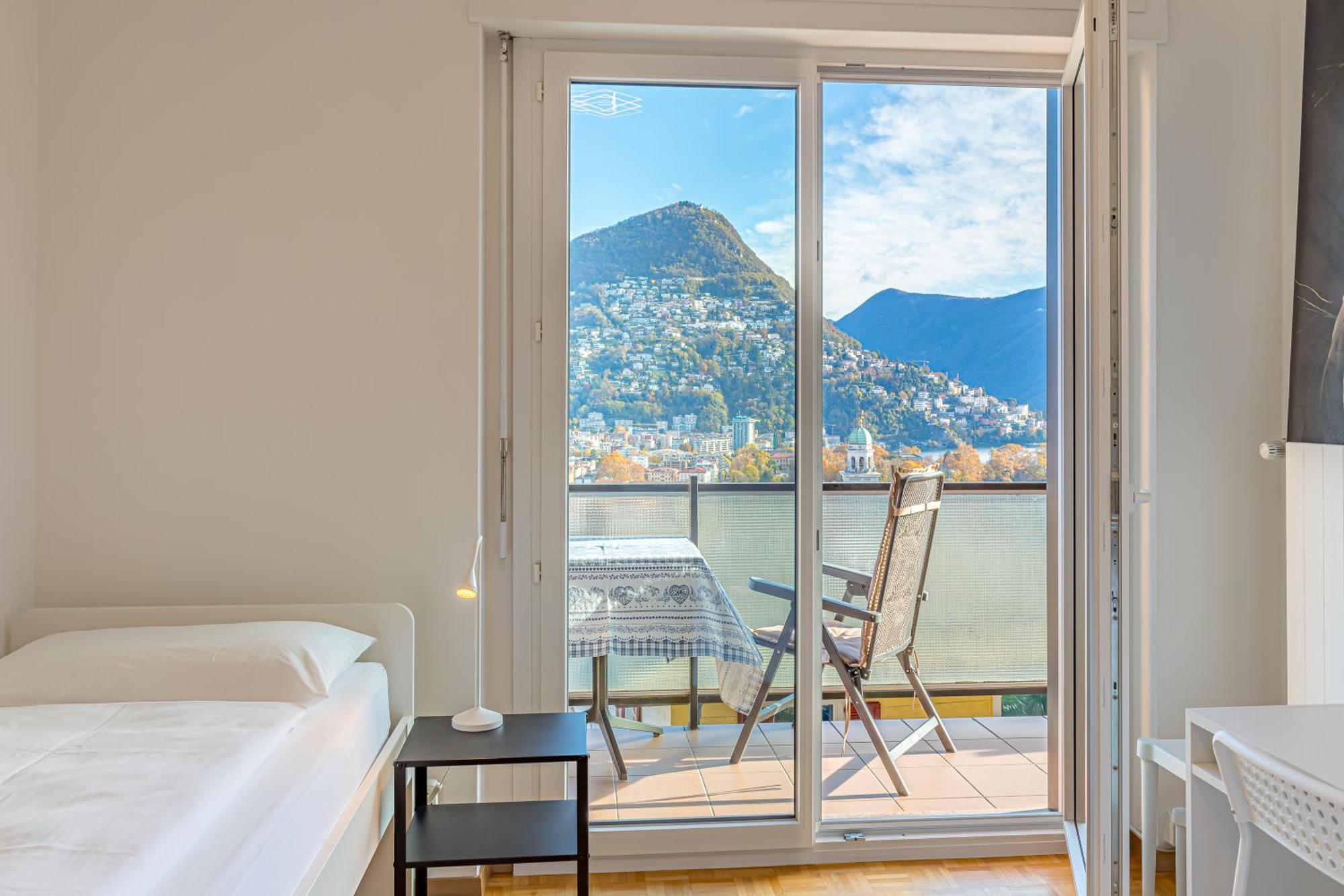 Imperial Of Lugano 4 With A Lake View Behind The Station And 10 Min From The Lake 아파트 외부 사진