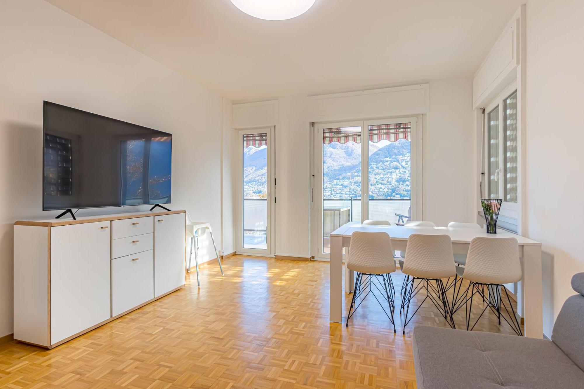 Imperial Of Lugano 4 With A Lake View Behind The Station And 10 Min From The Lake 아파트 외부 사진