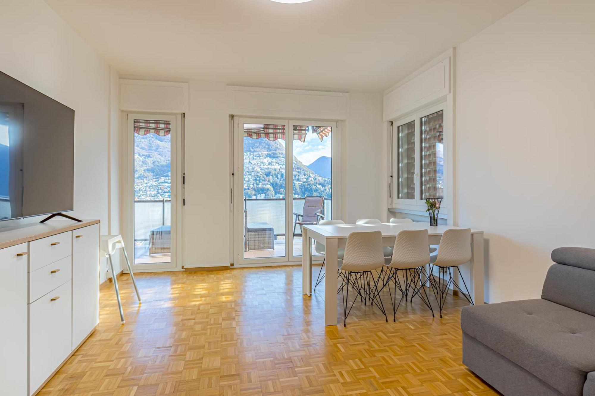 Imperial Of Lugano 4 With A Lake View Behind The Station And 10 Min From The Lake 아파트 외부 사진