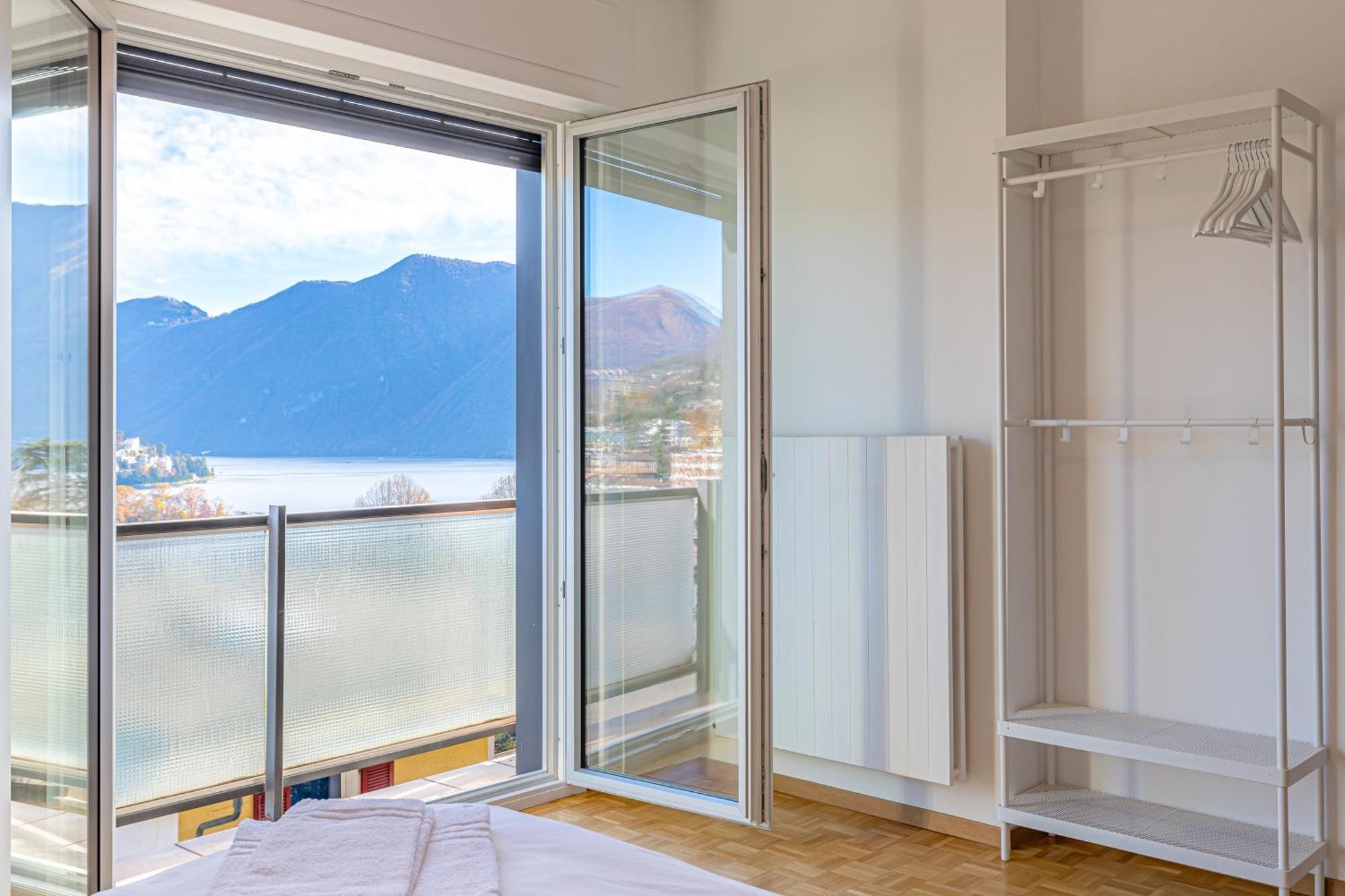 Imperial Of Lugano 4 With A Lake View Behind The Station And 10 Min From The Lake 아파트 외부 사진