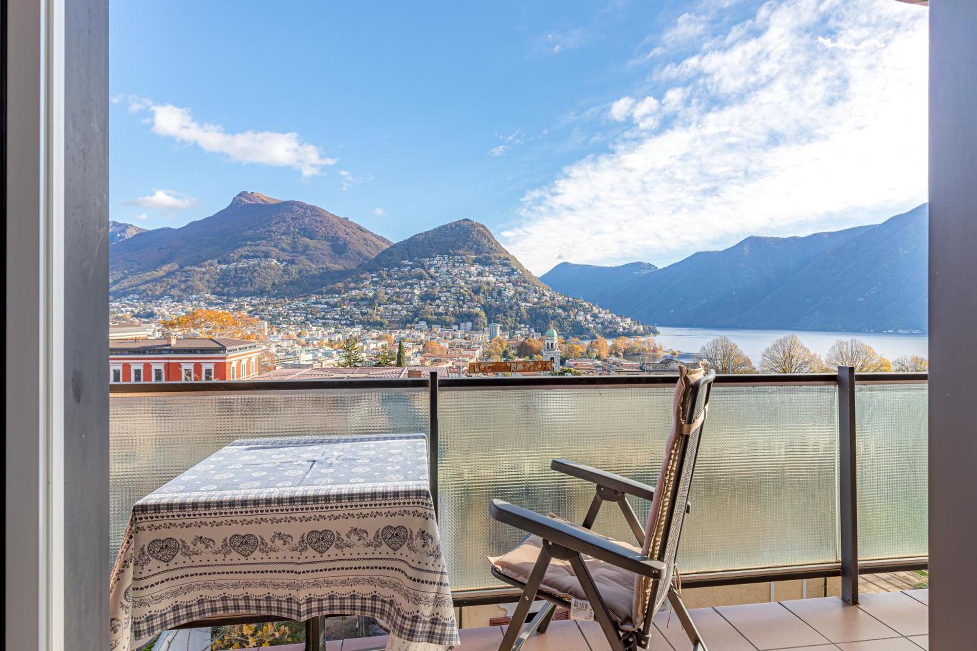 Imperial Of Lugano 4 With A Lake View Behind The Station And 10 Min From The Lake 아파트 외부 사진